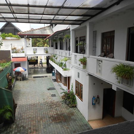 Shanith Guesthouse Negombo Ngoại thất bức ảnh