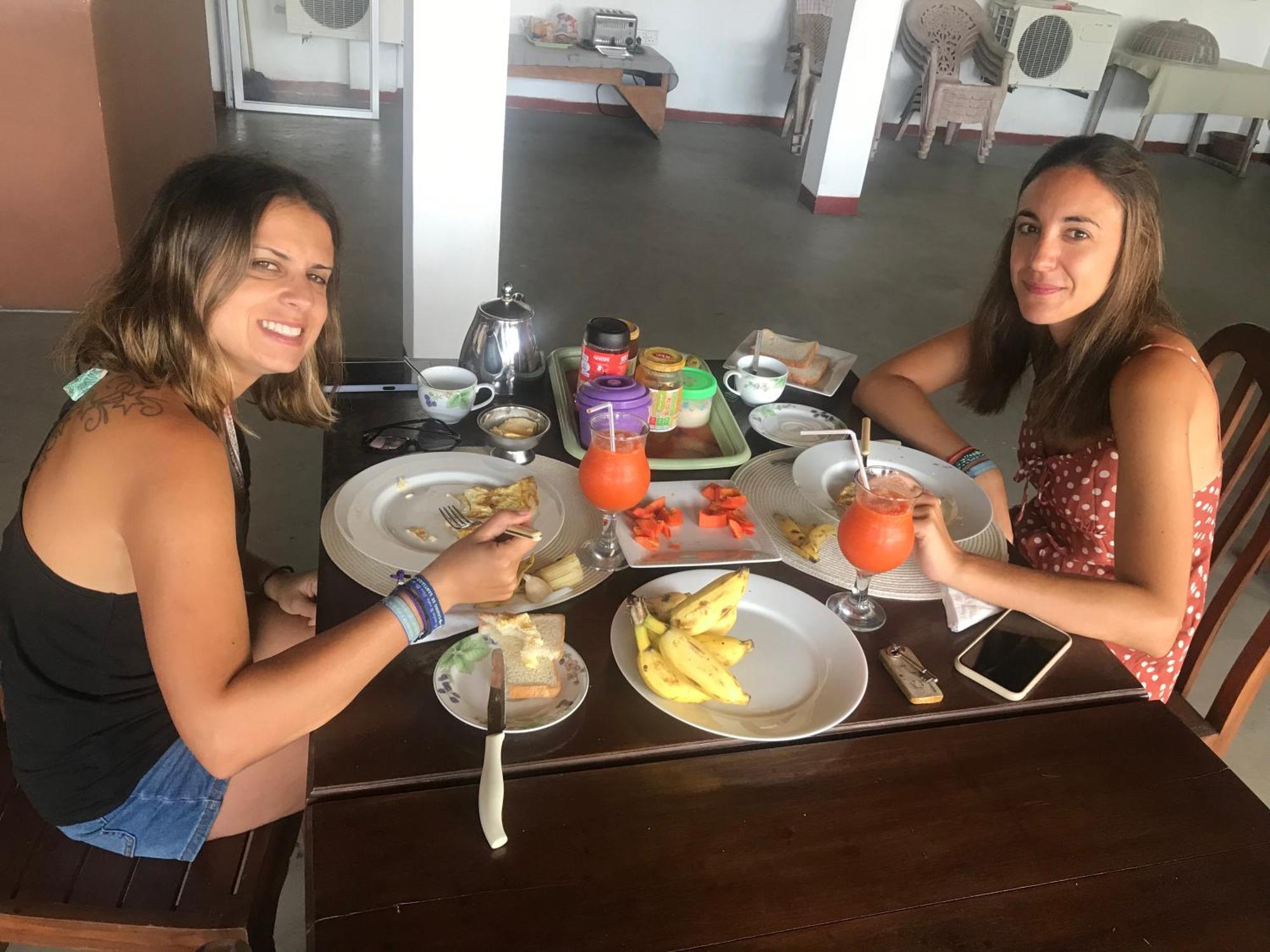 Shanith Guesthouse Negombo Ngoại thất bức ảnh