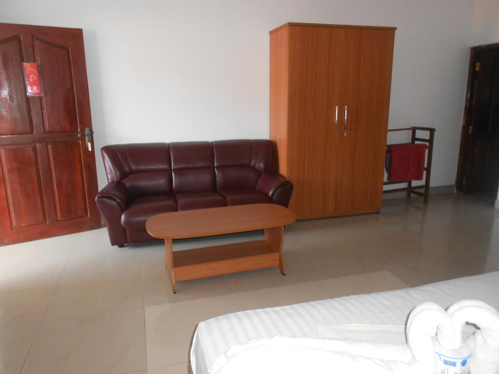 Shanith Guesthouse Negombo Ngoại thất bức ảnh