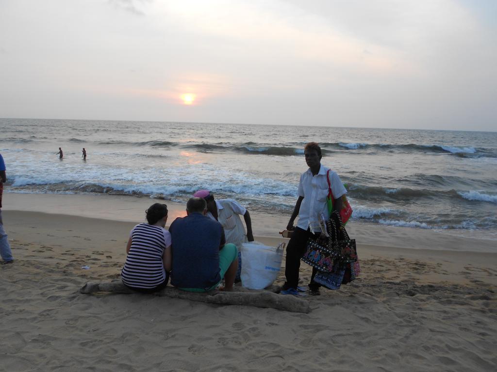 Shanith Guesthouse Negombo Ngoại thất bức ảnh